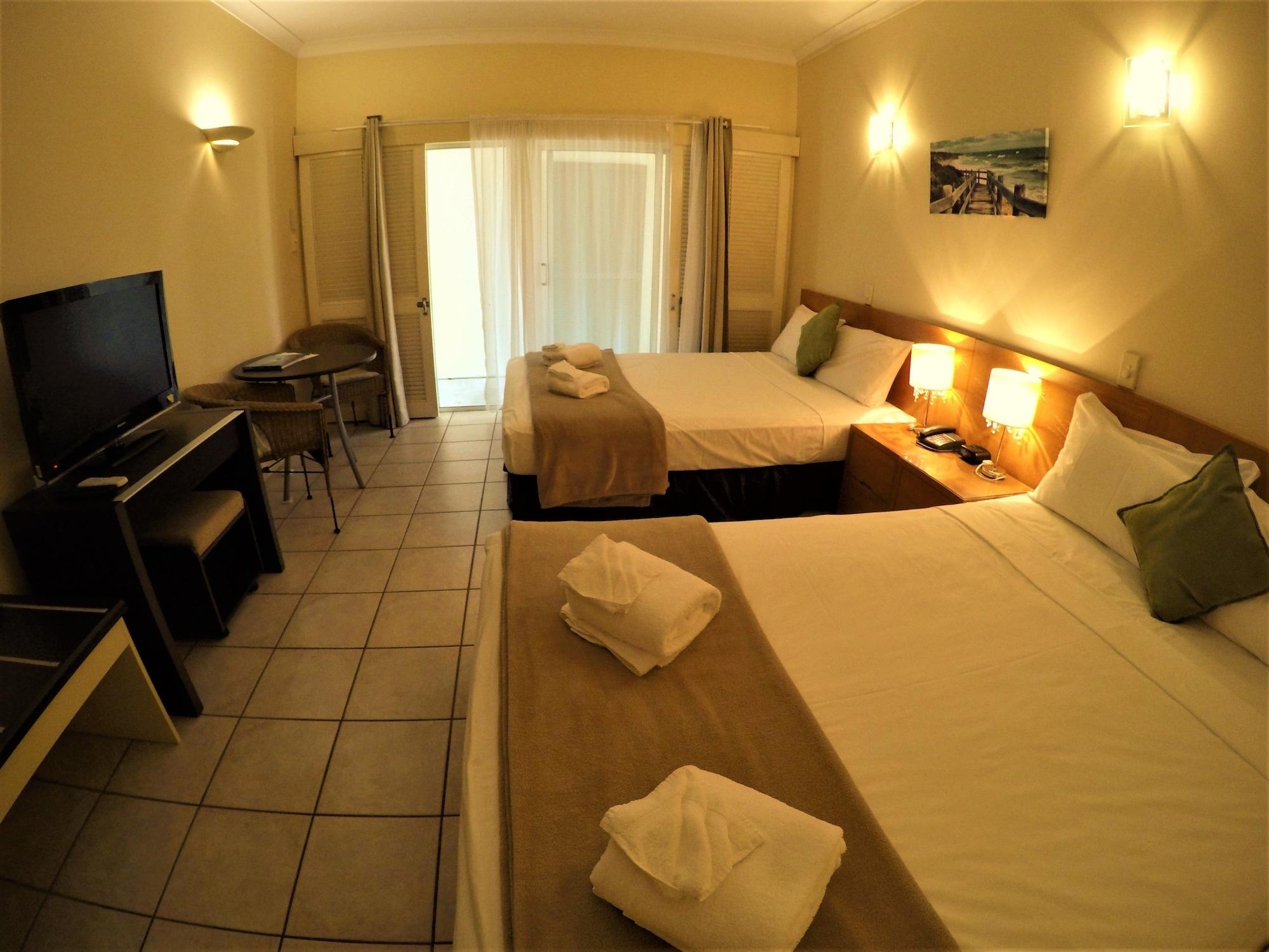 קאירנס Crystal Garden Resort & Restaurant מראה חיצוני תמונה