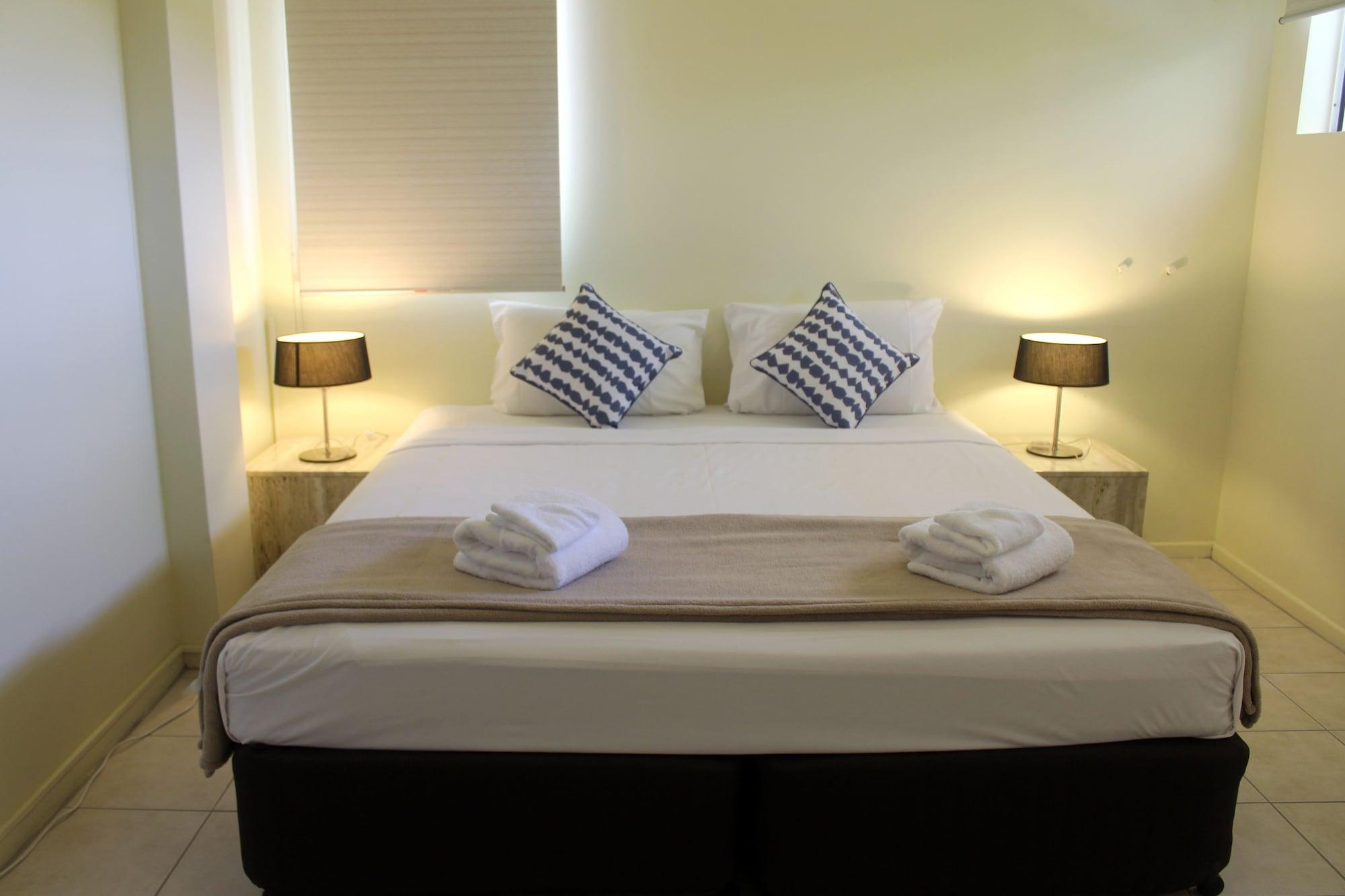 קאירנס Crystal Garden Resort & Restaurant מראה חיצוני תמונה